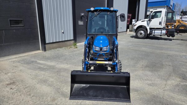 2023 LS Tractor MT122CAB+SOUFFLEUR – Image 4
