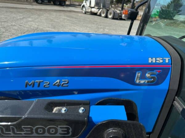 2025 LS TRACTOR MT242HC – Image 10