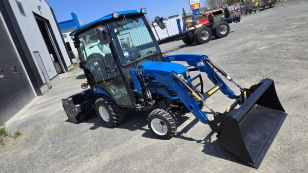 2023 LS Tractor MT122CAB+SOUFFLEUR – Image 8