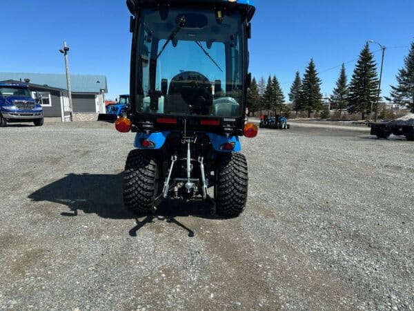 2025 LS TRACTOR MT122 CABINE – Image 9