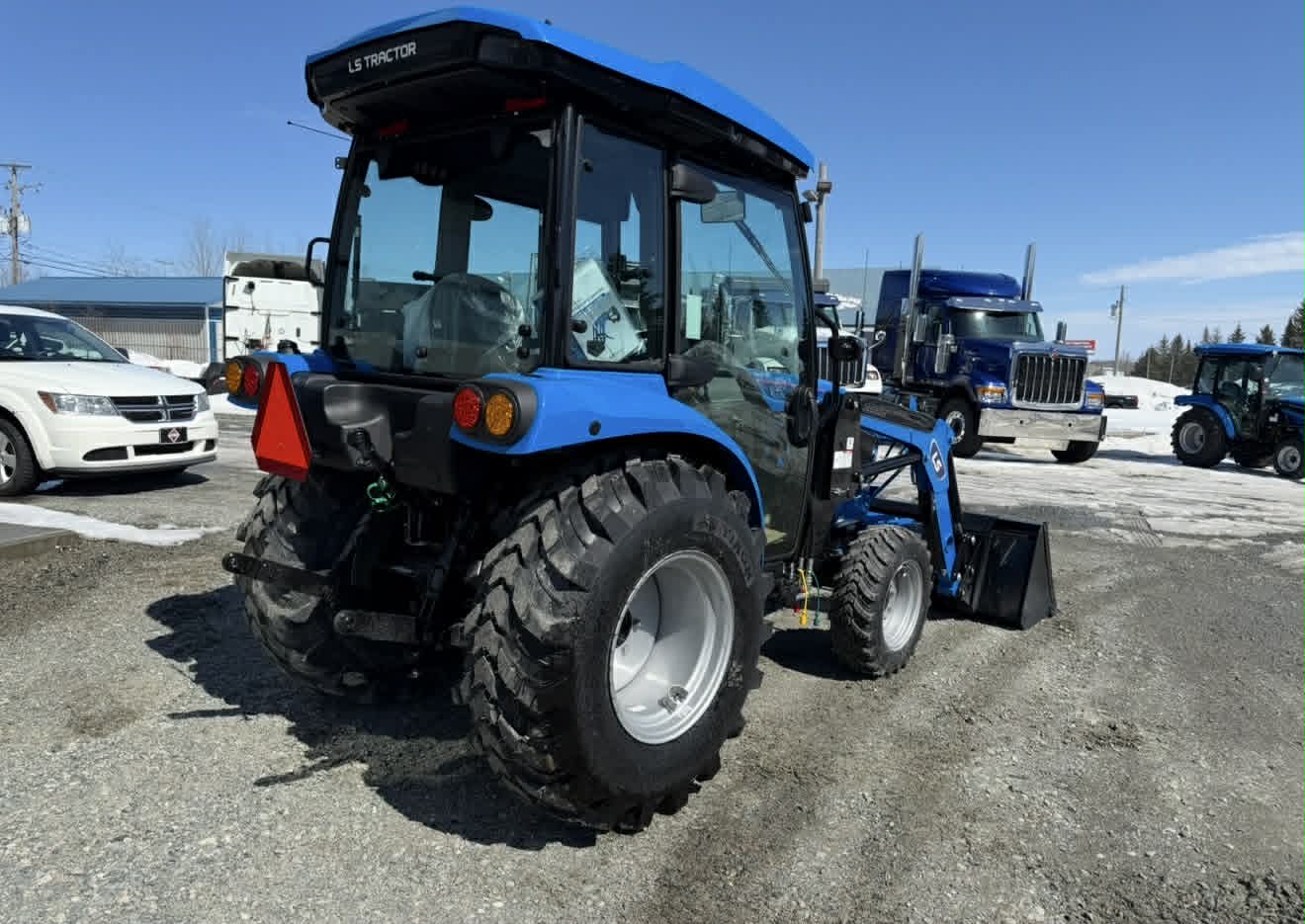 2026 LS TRACTOR MT226HEC – Image 7