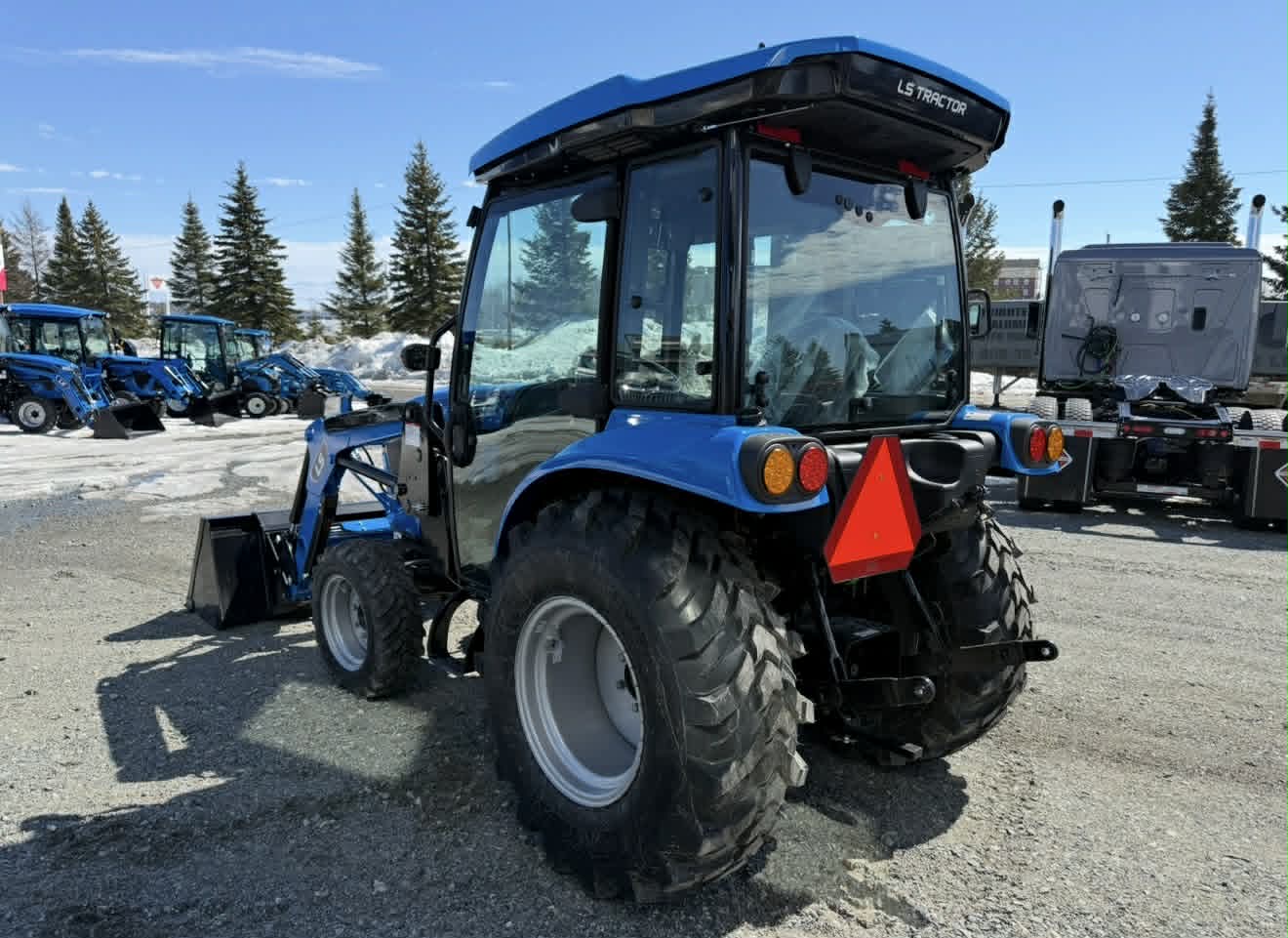2026 LS TRACTOR MT226HEC – Image 5