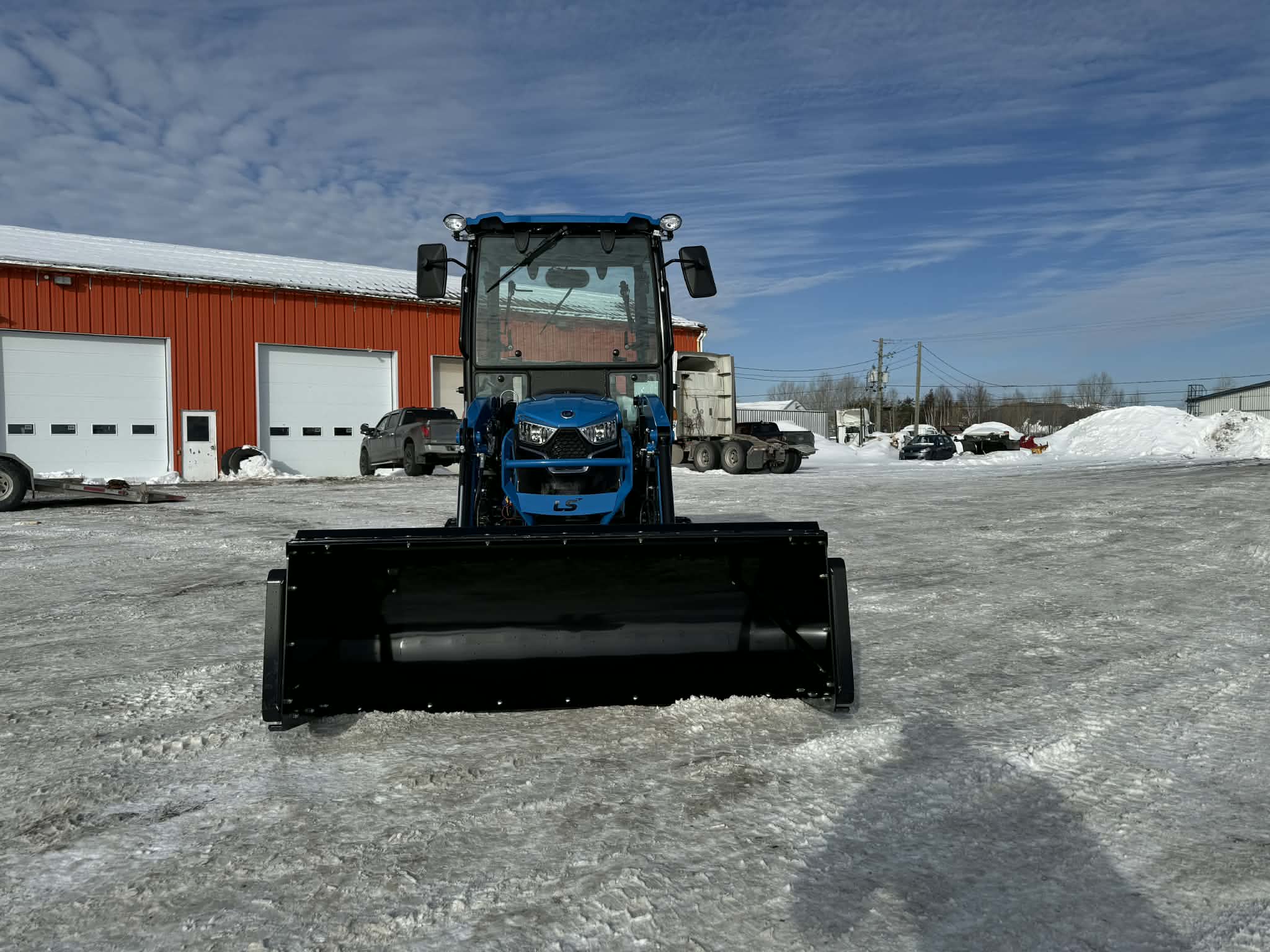 2026 LS Tractor MT225S – Ensemble d’hiver complet – Image 2