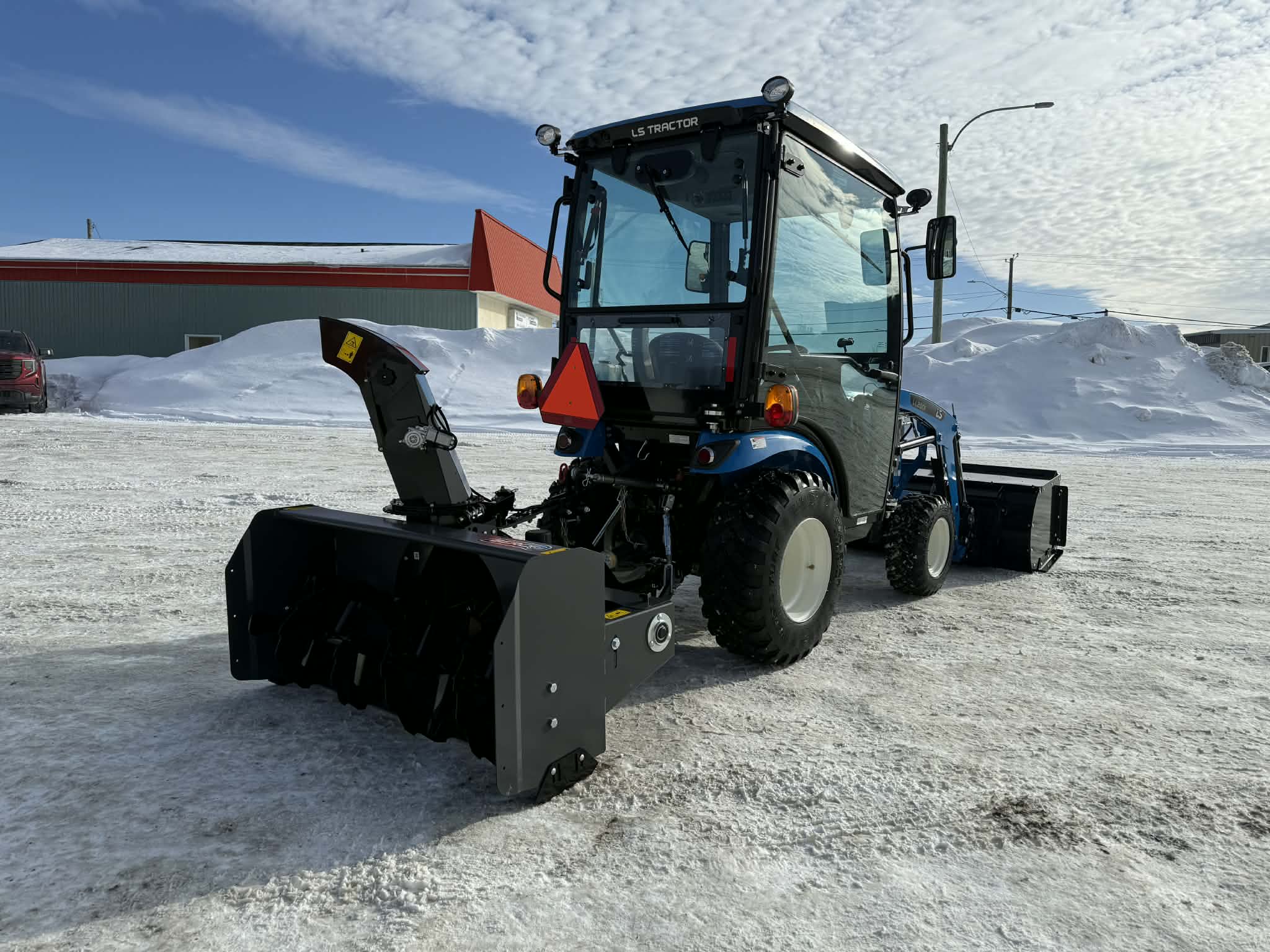 2026 LS Tractor MT225S – Ensemble d’hiver complet – Image 8